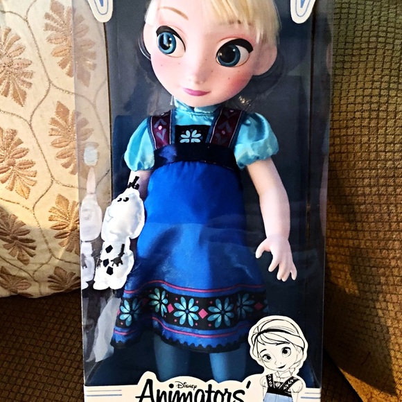 Disney Animator’s Elsa Toddler Doll with Olaf. New - Picture 2 of 8